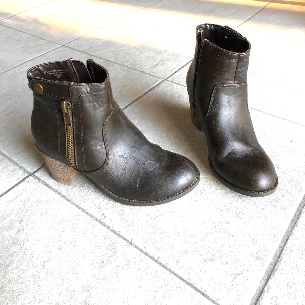 Crown Vintage Brown Heeled Booties